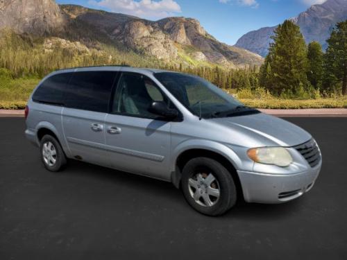2005 Chrysler Town and Country LX